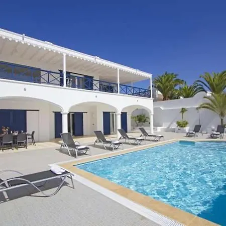 Appartement Sleeps 10 Pool Wifi *