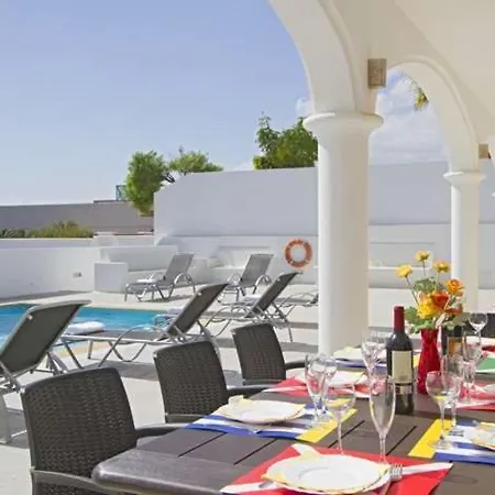 Sleeps 10 Pool Wifi Appartement